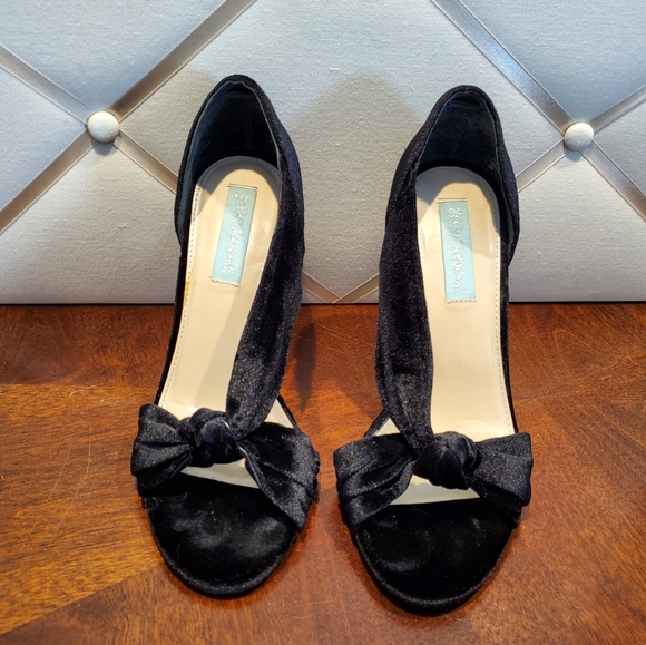 Betsey Johnson Shoes - Betsy Johnson Blue Label Velvet Knot Heels